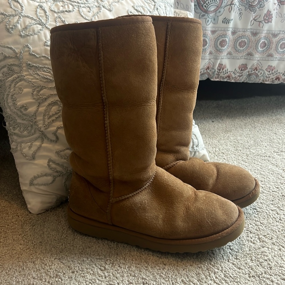 Tall Ugg Boots - Women’s size 8